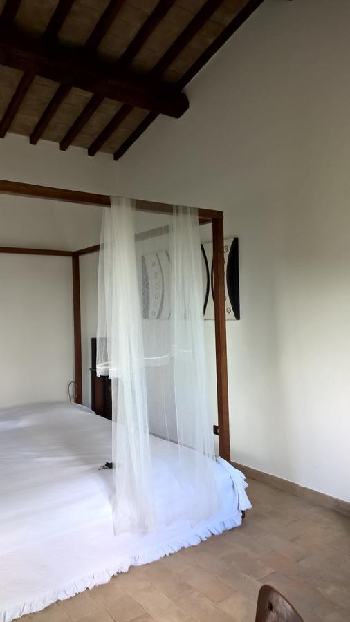 Отель La Montagnola Retreat Gradoli Экстерьер фото