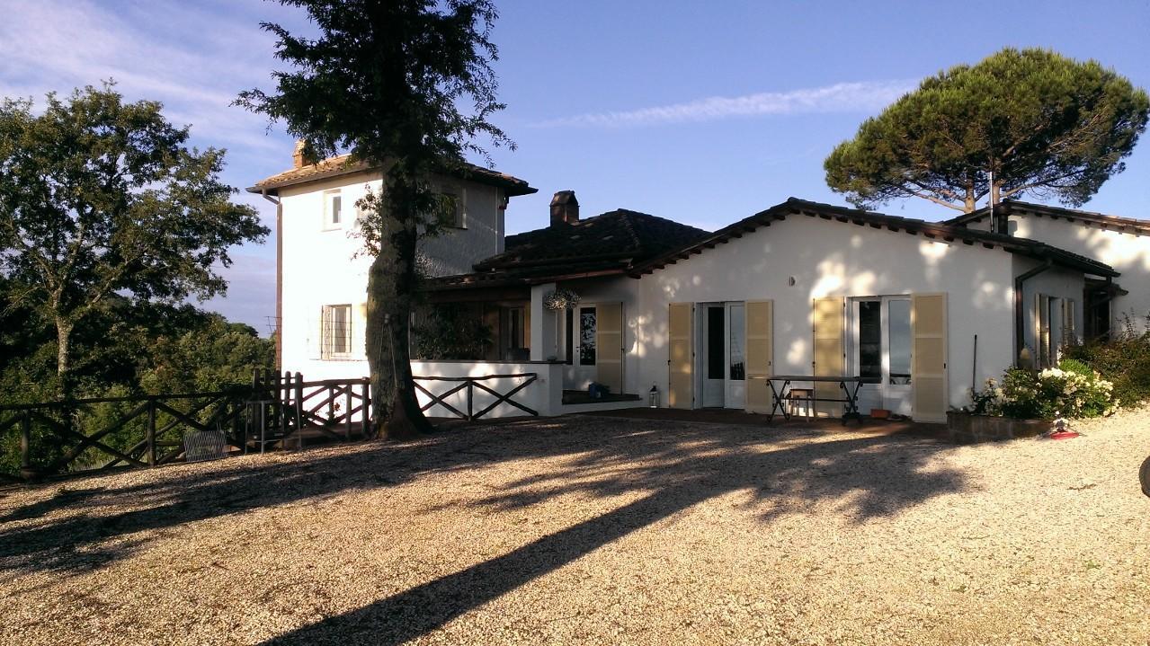 Отель La Montagnola Retreat Gradoli Экстерьер фото